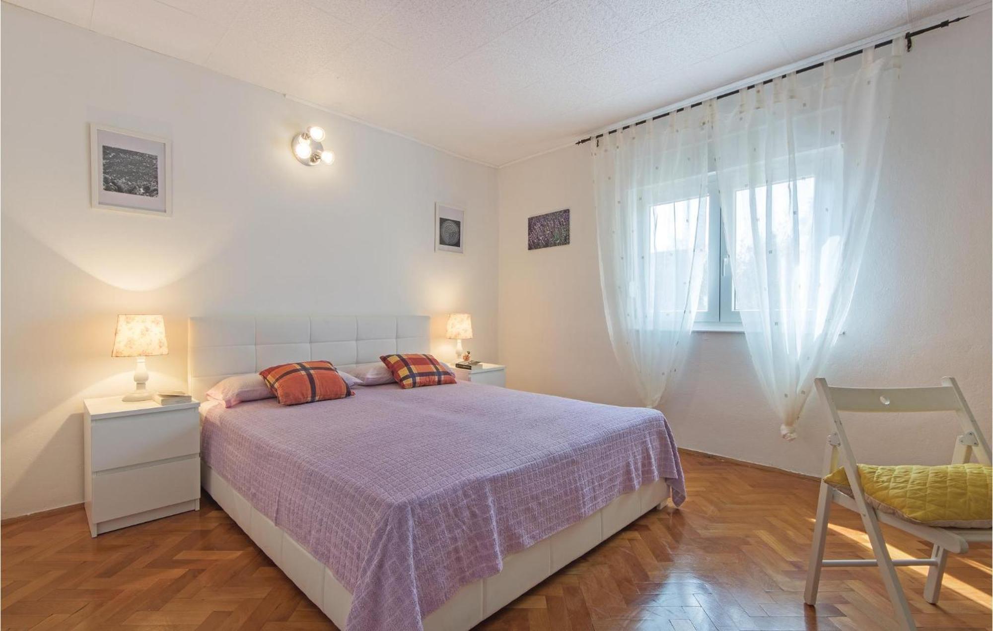 Awesome Apartment In Fazana With Wifi Eksteriør billede