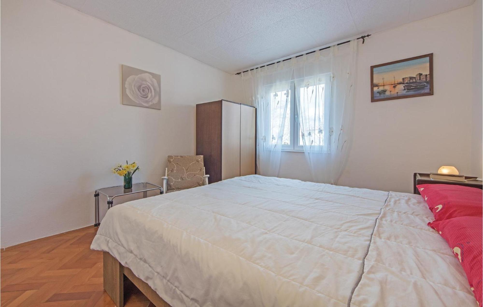 Awesome Apartment In Fazana With Wifi Eksteriør billede